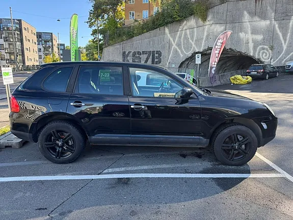 Porsche Cayenne 2004 photo 4