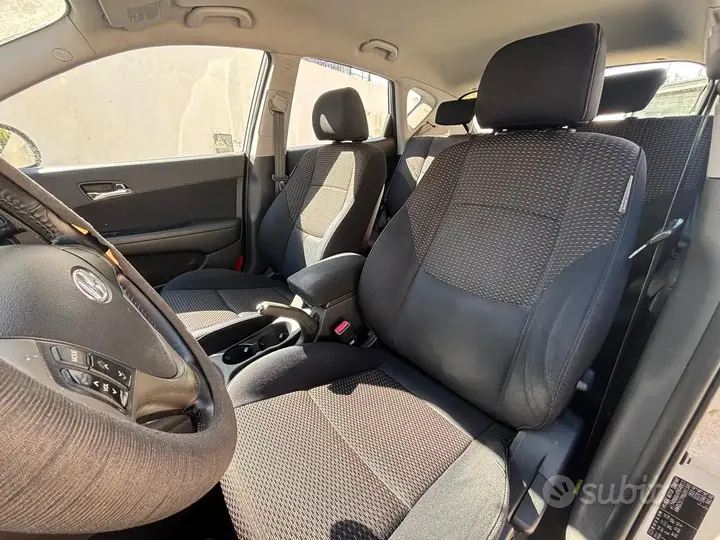 Hyundai I30 2009 photo 5