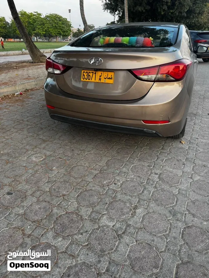 Hyundai Elantra 2015 photo 3