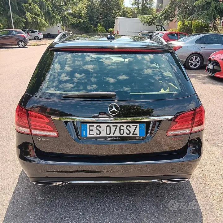 Mercedes-Benz E 250 2013 photo 4