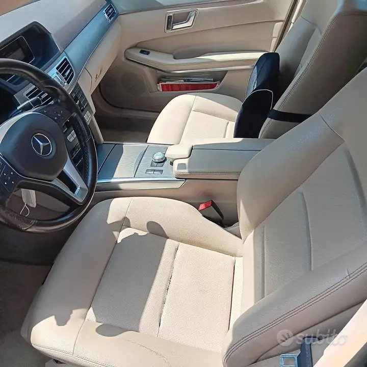 Mercedes-Benz E 250 2013 photo 2