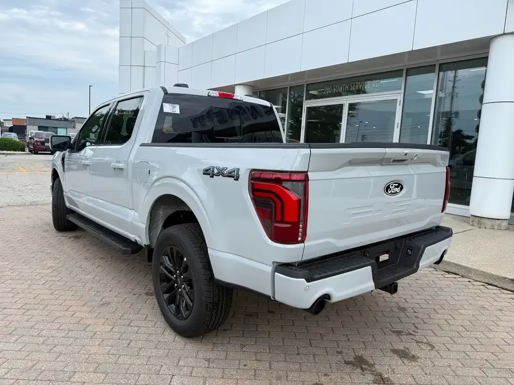 Ford F-150 2026 photo 2