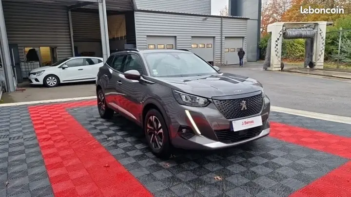 Peugeot 2008 2020 photo 3