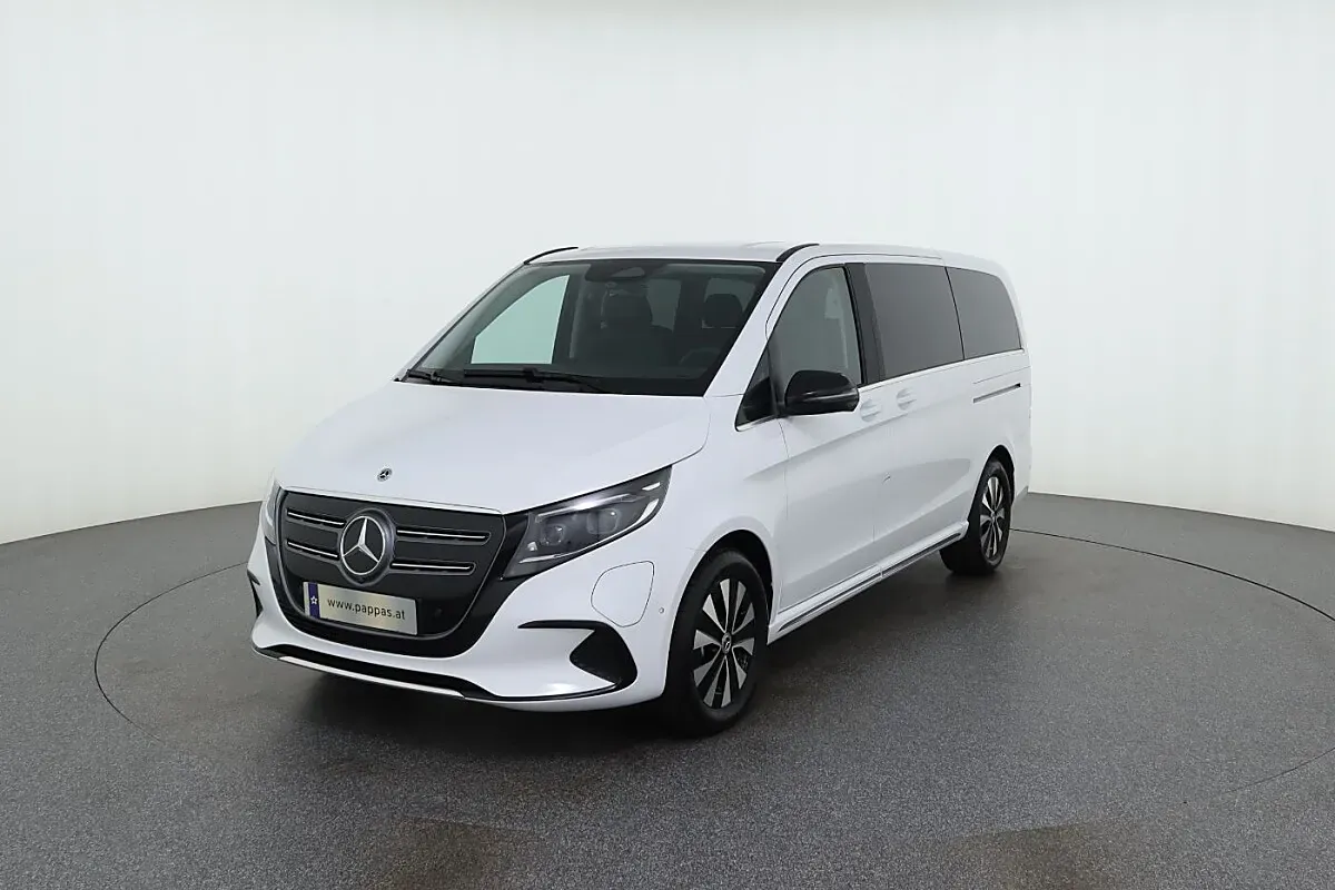 Mercedes-Benz Eqv 2025 photo 2