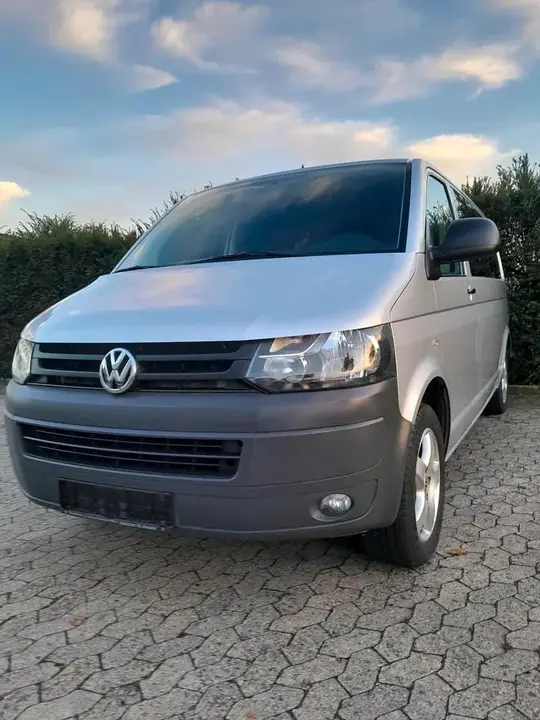 Volkswagen T5