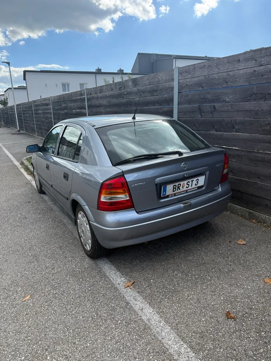 Opel Astra 2004 photo 3