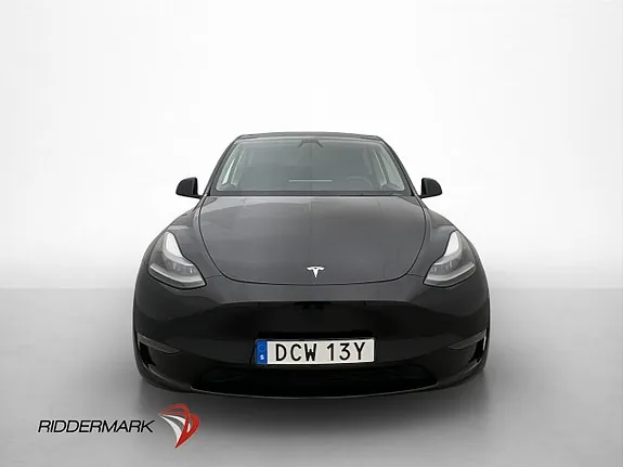 Tesla Model Y 2025 photo 3