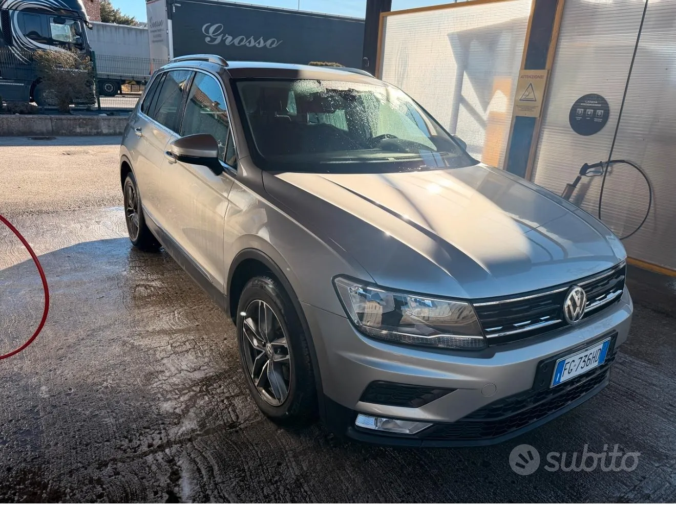 Volkswagen Tiguan 2018 photo 2