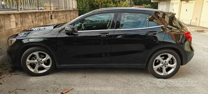 Mercedes-Benz Gla 2017 photo 2