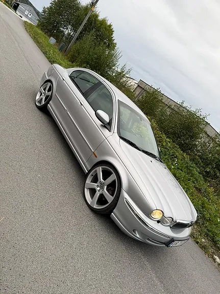 Jaguar X-Type 2001 photo 2