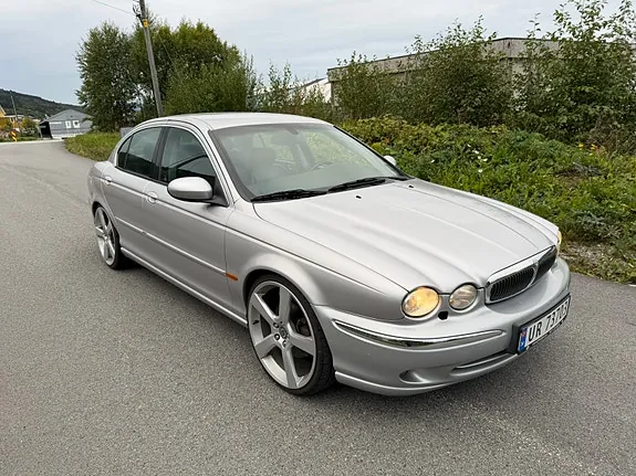 Jaguar X-Type 2001 photo 4