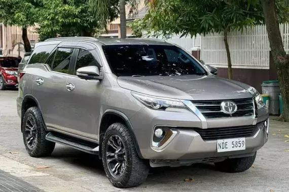 Toyota Fortuner 2017 photo 2