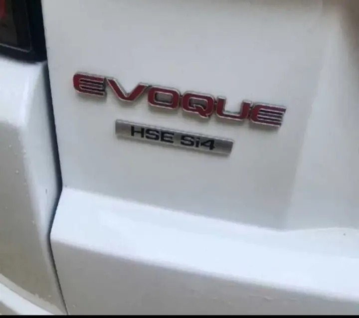 Land Rover Range Rover Evoque 2017 photo 4