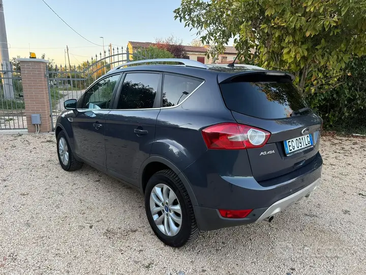 Ford Kuga 2011 photo 5