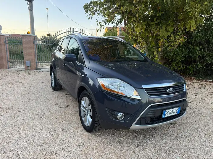 Ford Kuga 2011 photo 4