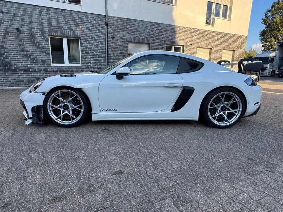 Porsche Cayman