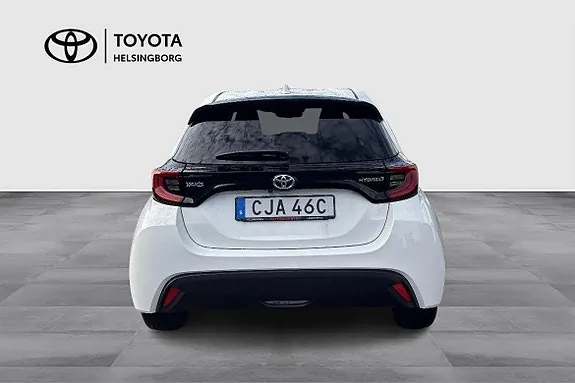 Toyota Yaris 2023 photo 5