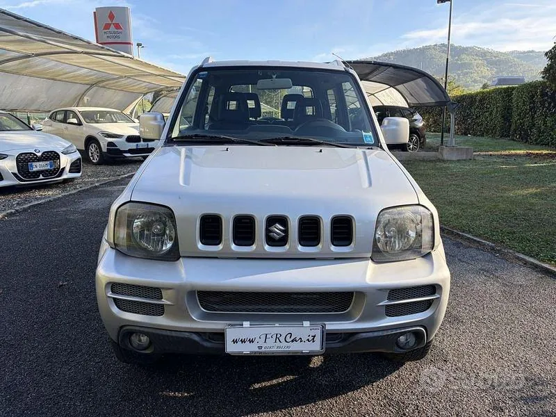 Suzuki Jimny 2007 photo 2