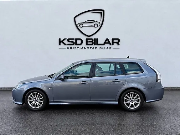 Saab 9-3 2010 photo 3