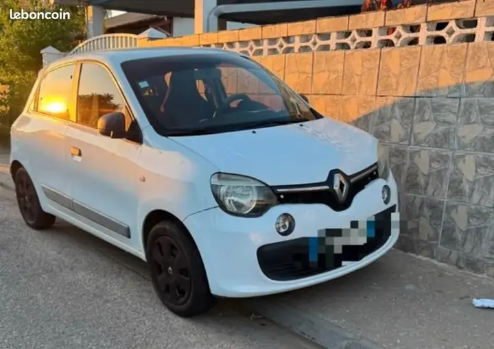 Renault Twingo 2015 photo 2
