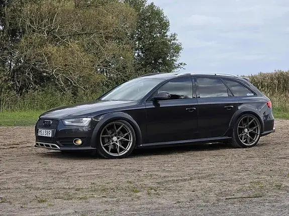 Audi A4 Allroad 2013 photo 2