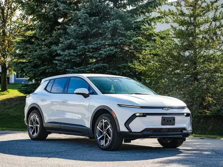 Chevrolet Equinox 2027 photo 3
