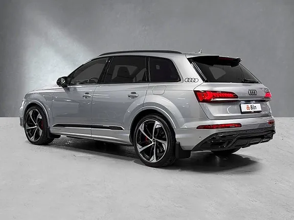 Audi Q7 2021 photo 3