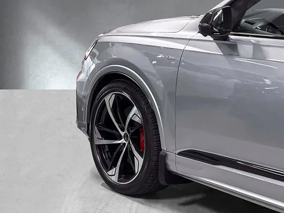 Audi Q7 2021 photo 4