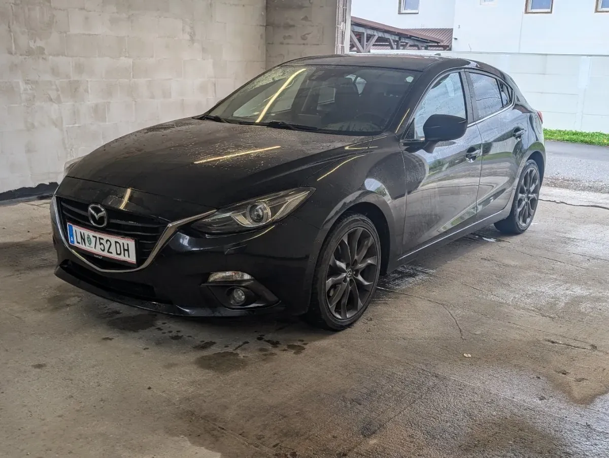 Mazda Mazda3 2016 photo 2