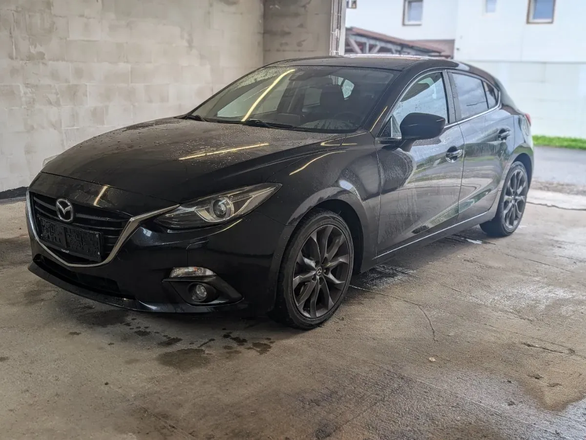 Mazda Mazda3 2016 photo 3