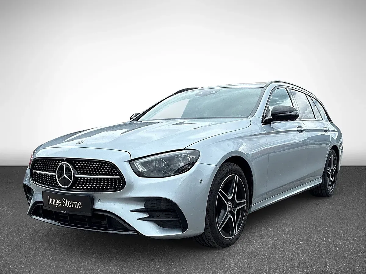 Mercedes-Benz E-Class 2022 photo 2