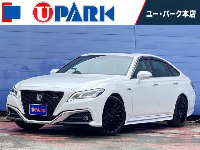 Toyota Crown Hybrid Rs