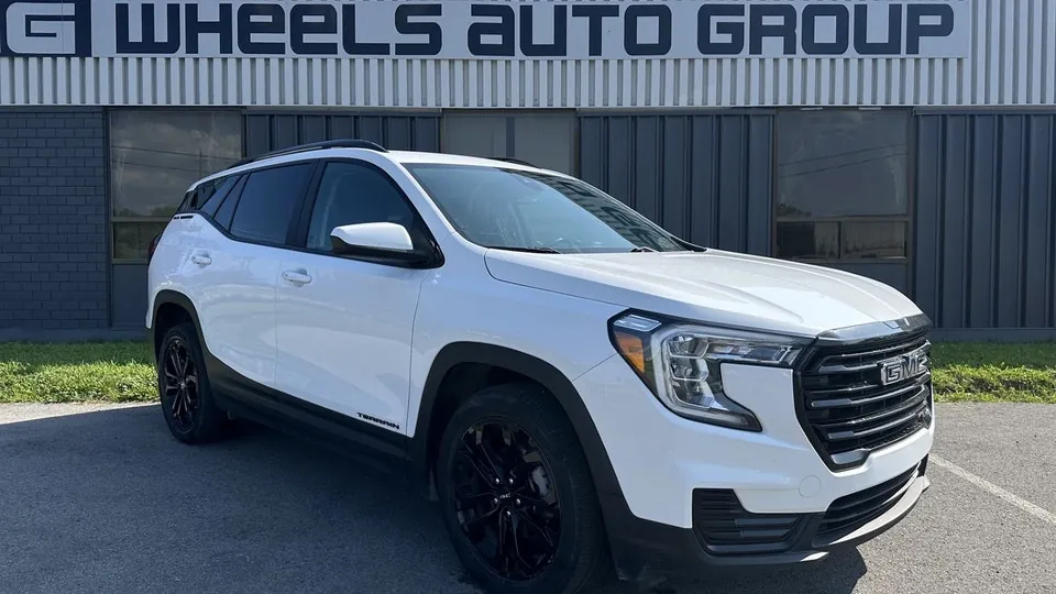GMC Terrain 2022 photo 3