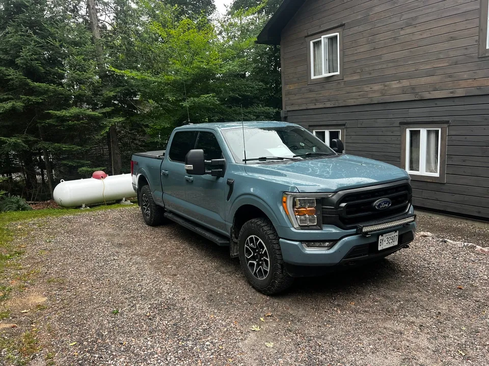 Ford F-150 2023 photo 2
