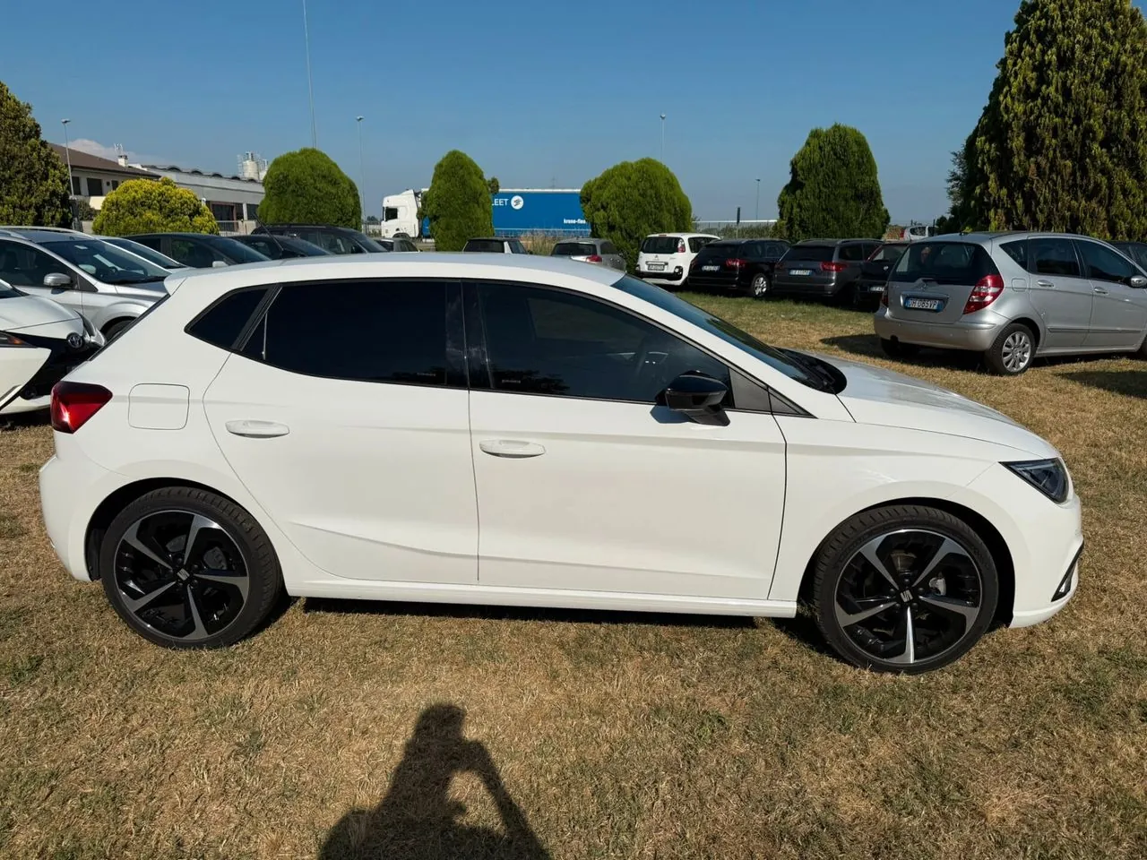 Seat Ibiza 2023 photo 4
