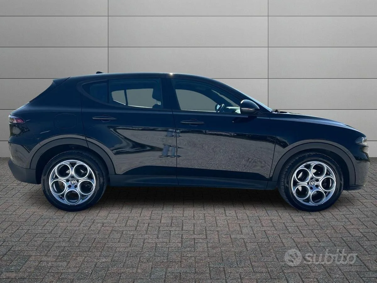 Alfa Romeo Tonale 2023 photo 3