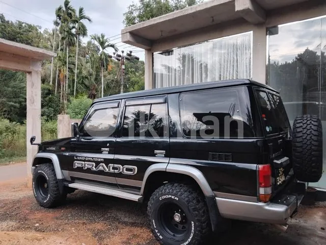 Toyota Land Cruiser Prado 1987 photo 2