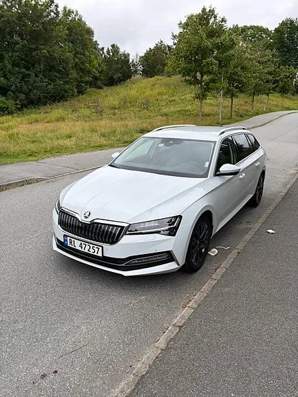 Skoda Superb 2020 photo 3