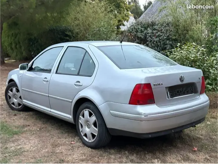 Volkswagen Bora 2004 photo 2