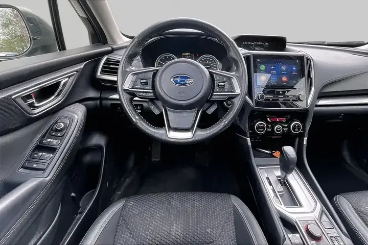 Subaru Forester 2023 photo 3