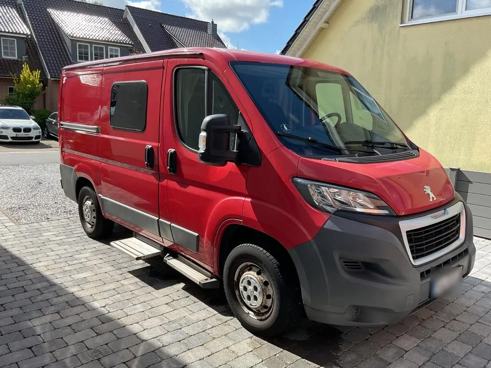 Peugeot Boxer Van