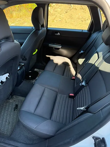 Volvo V50 2011 photo 2