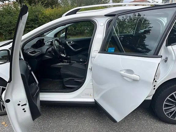 Peugeot 2008 2017 photo 5