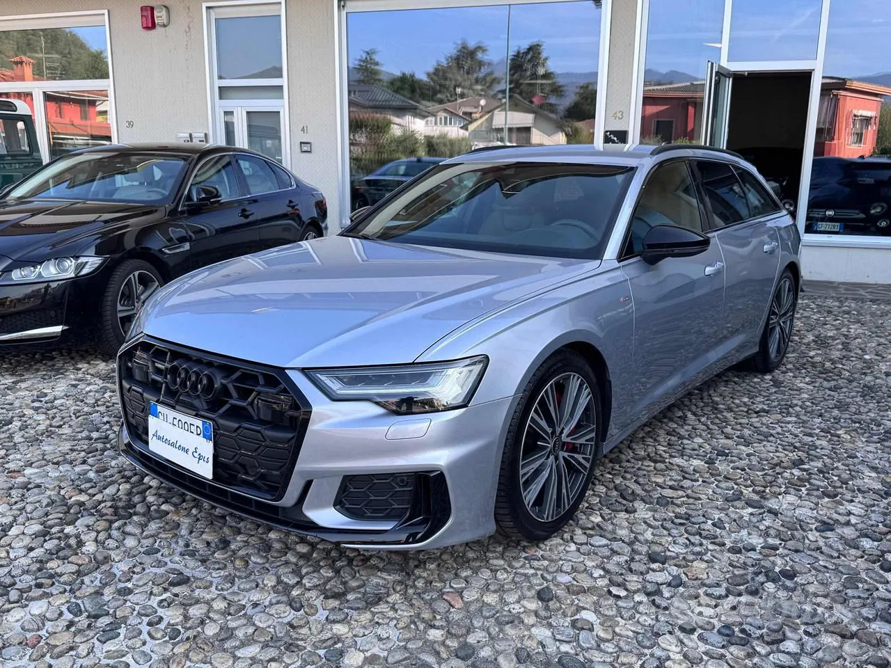 Audi A6 Avant 2024 photo 2