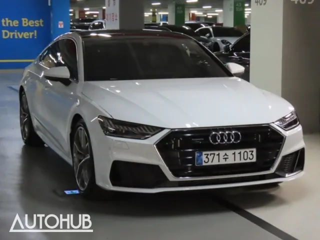 Audi A7 2021 photo 2
