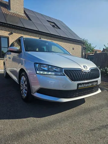 Skoda Fabia 2022 photo 3