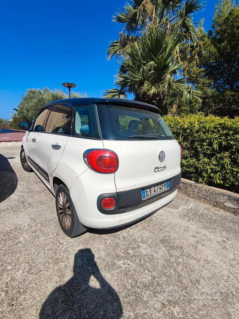 Fiat 500L 2014 photo 2