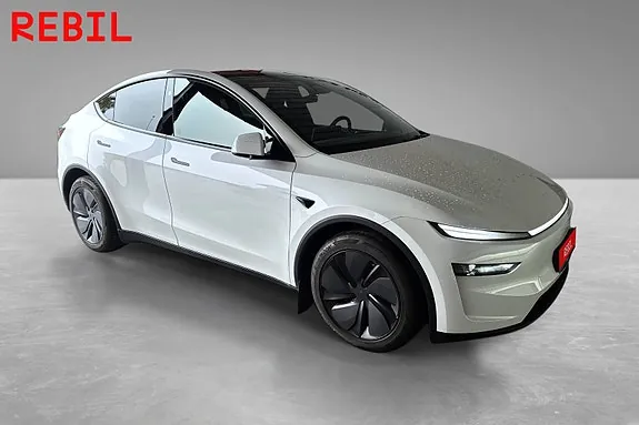 Tesla Model Y 2026 photo 3