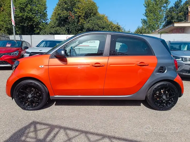 Smart Forfour 2018 photo 5