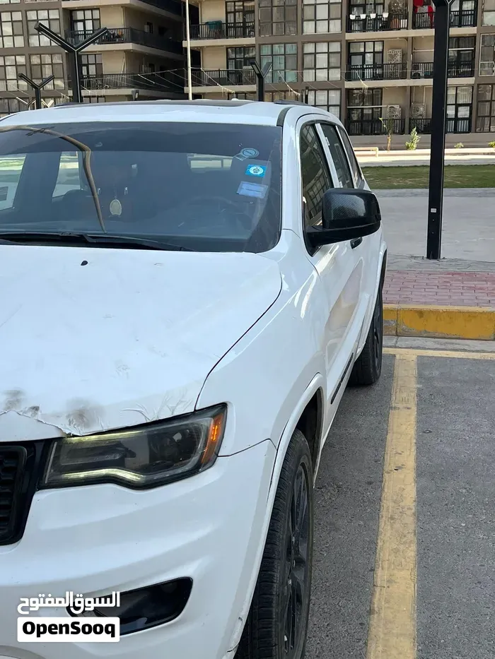 Jeep Grand Cherokee 2017 photo 3